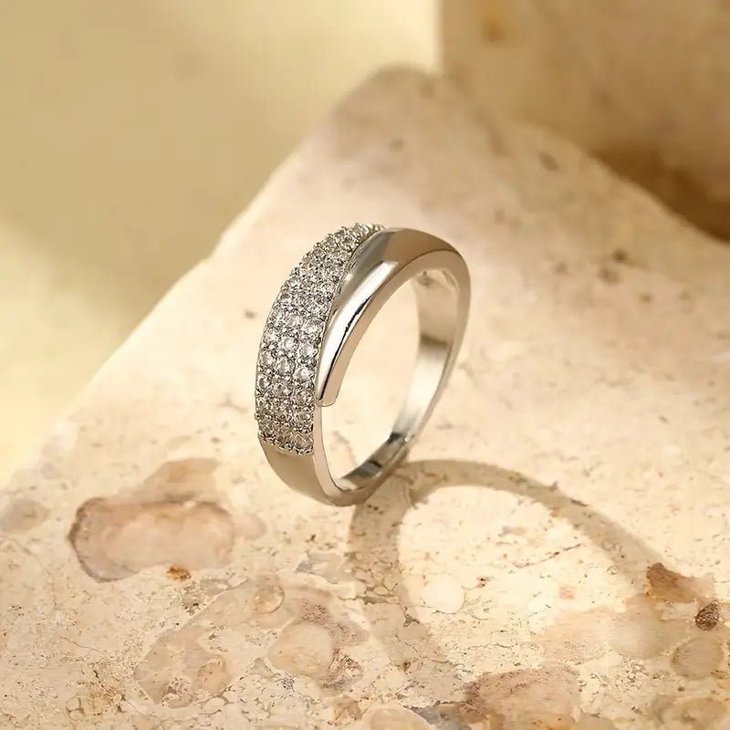 Elegant Adjustable Sparkle Ring - ShopLaredo